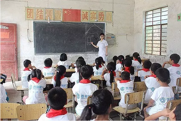 承载留守希望:普瑞向登封晋爻希望小学捐赠“豫爱家园”