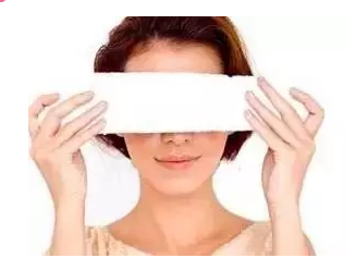 起床眼睛肿？原因可能是这些