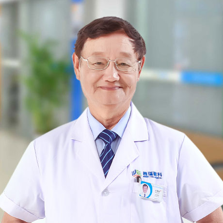 角膜塑形镜元旦大放“价”，  控制近视度数增长就选TA