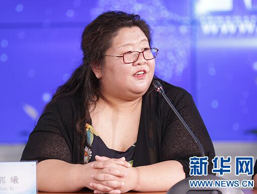 角膜塑形镜元旦大放“价”，  控制近视度数增长就选TA