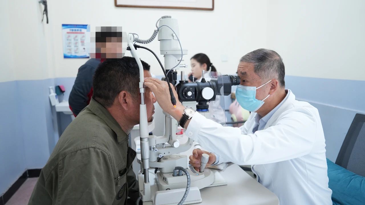 河南“明亮工程”疑难眼病会诊公益活动