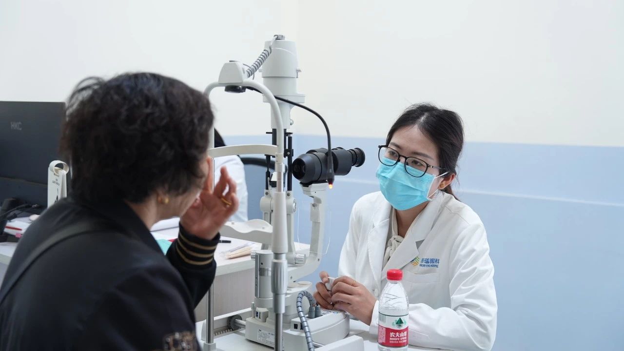 河南“明亮工程”疑难眼病会诊公益活动