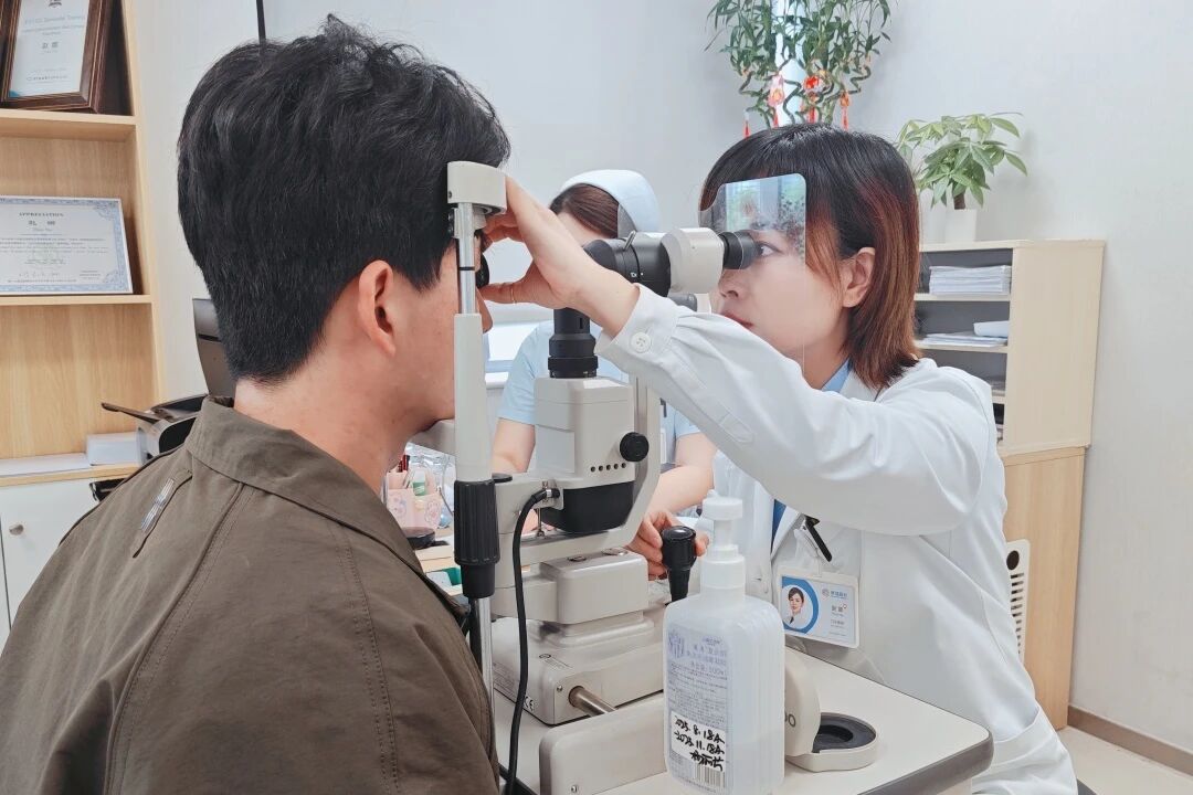  别再问春天能不能做近视手术了！现在就是好时机！